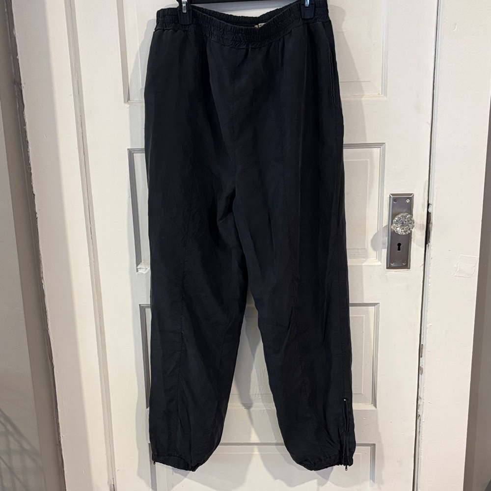 Activite Vintage 100% Silk XL Black Joggers